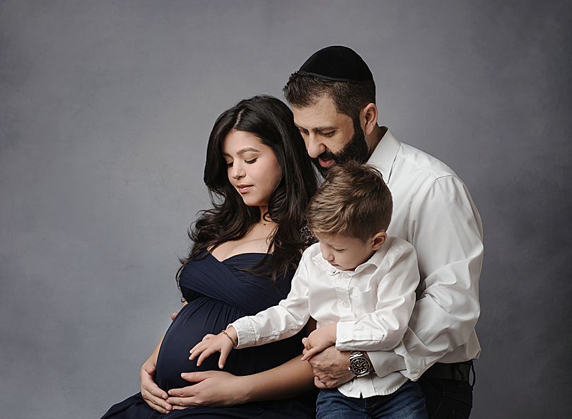 family maternity photo in studio