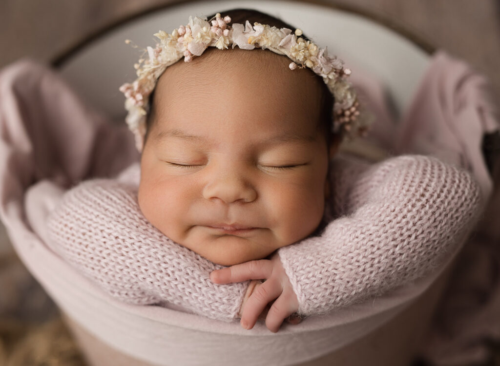 newborn capture by best newborn photograppher in Atlanta