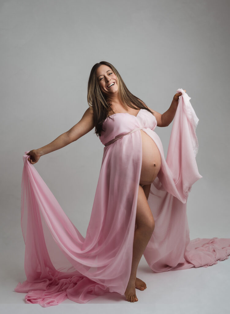 Sandy Springs maternity photographer.